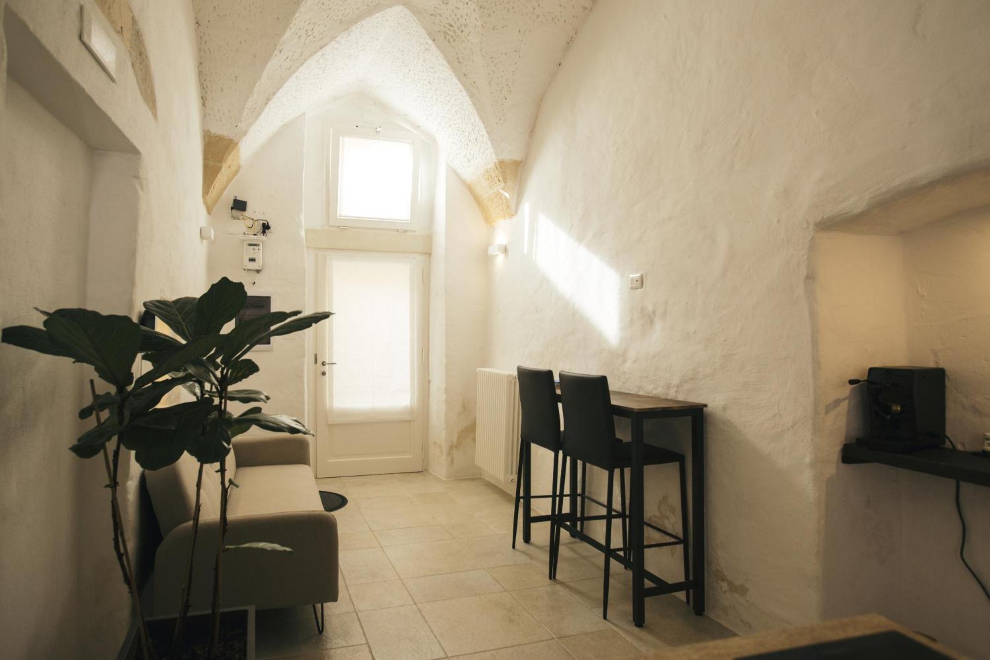 Mediterranee Suite Лече Екстериор снимка