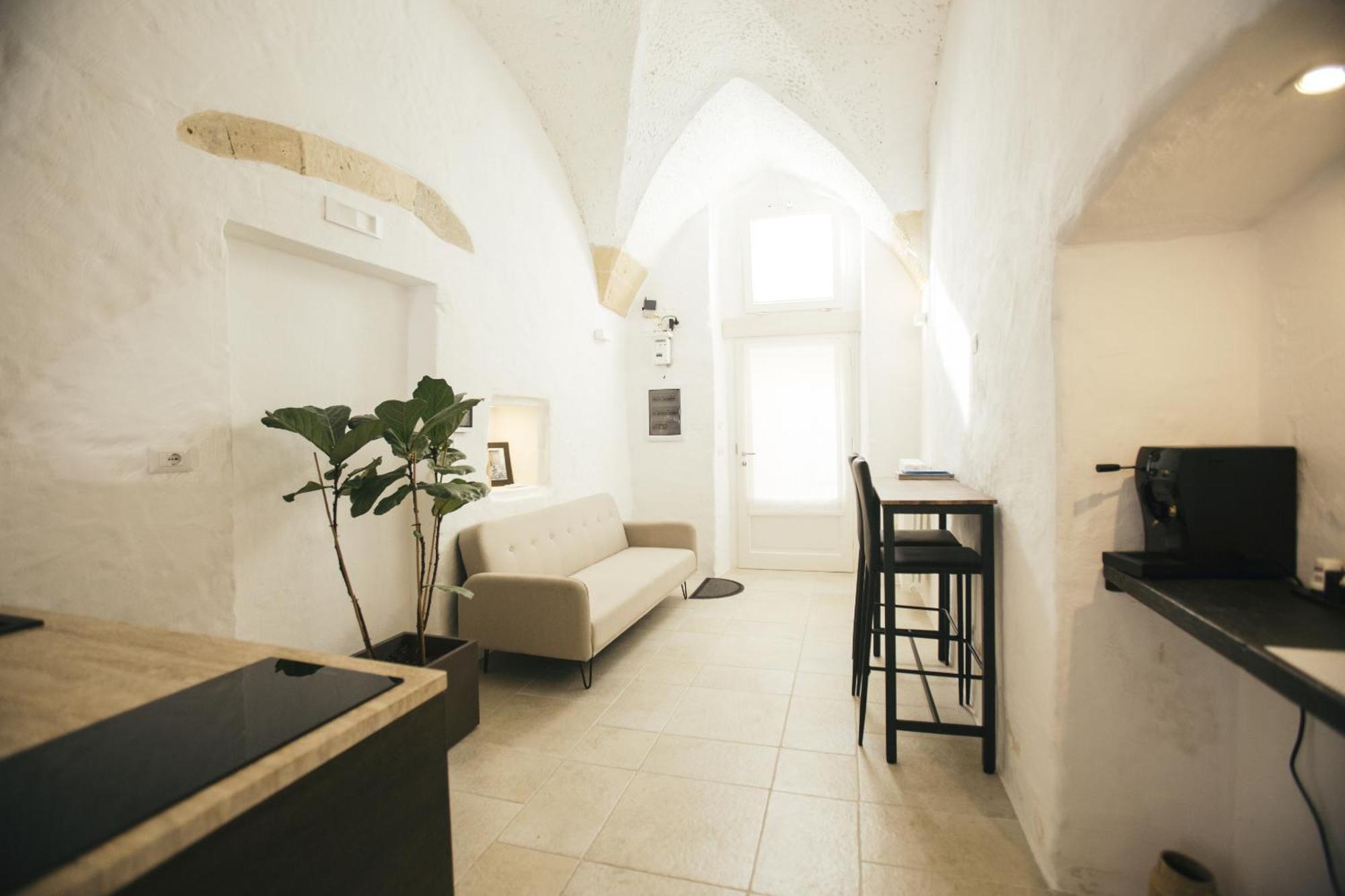 Mediterranee Suite Лече Екстериор снимка
