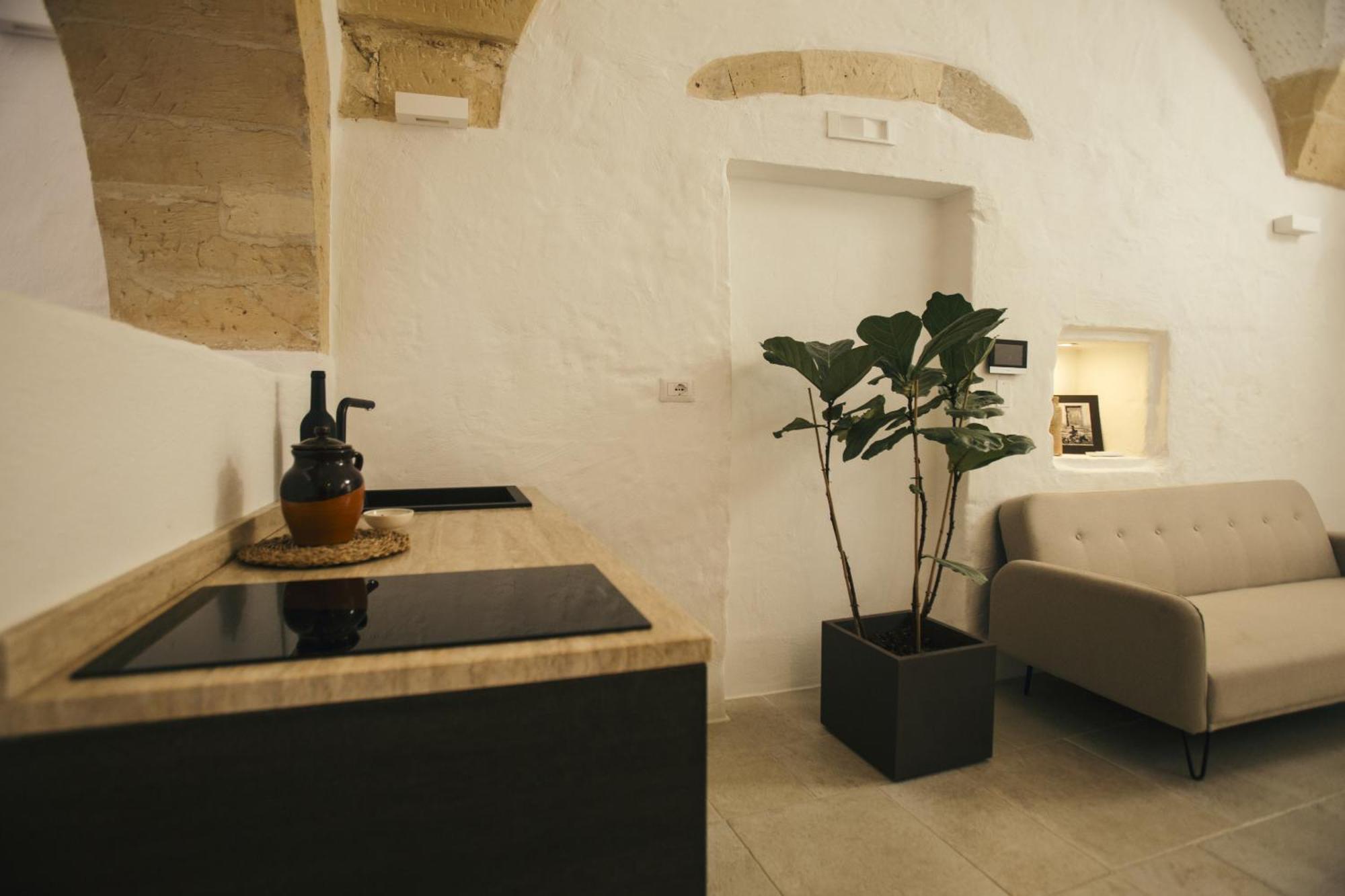 Mediterranee Suite Лече Екстериор снимка